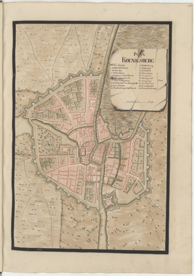Eine detaillierte historische Karte von Hohensberg, Deutschland, in einem alten Buch angezeigt, das Straßen, Gebäude und Sehenswürdigkeiten mit begleitendem Text über die Stadt zeigt.